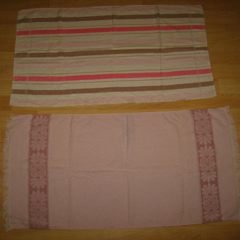 🛍 Mid Century 1960's Pink Cannon Bath Towels